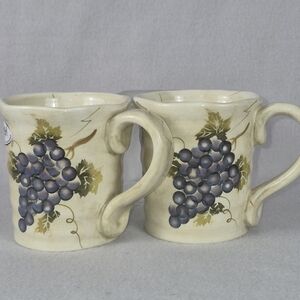 Tabletops Unlimited “Cabernet” Hand-Painted Grape Mugs – Set of 2 (NWT)